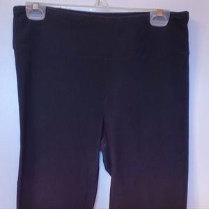 NWOT XL Marika Active Capri Pants Black 💓